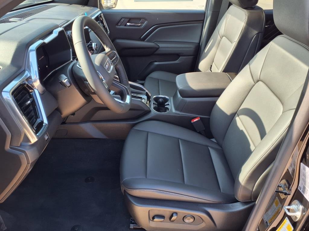 New 2025 Onyx Black GMC Elevation image 11