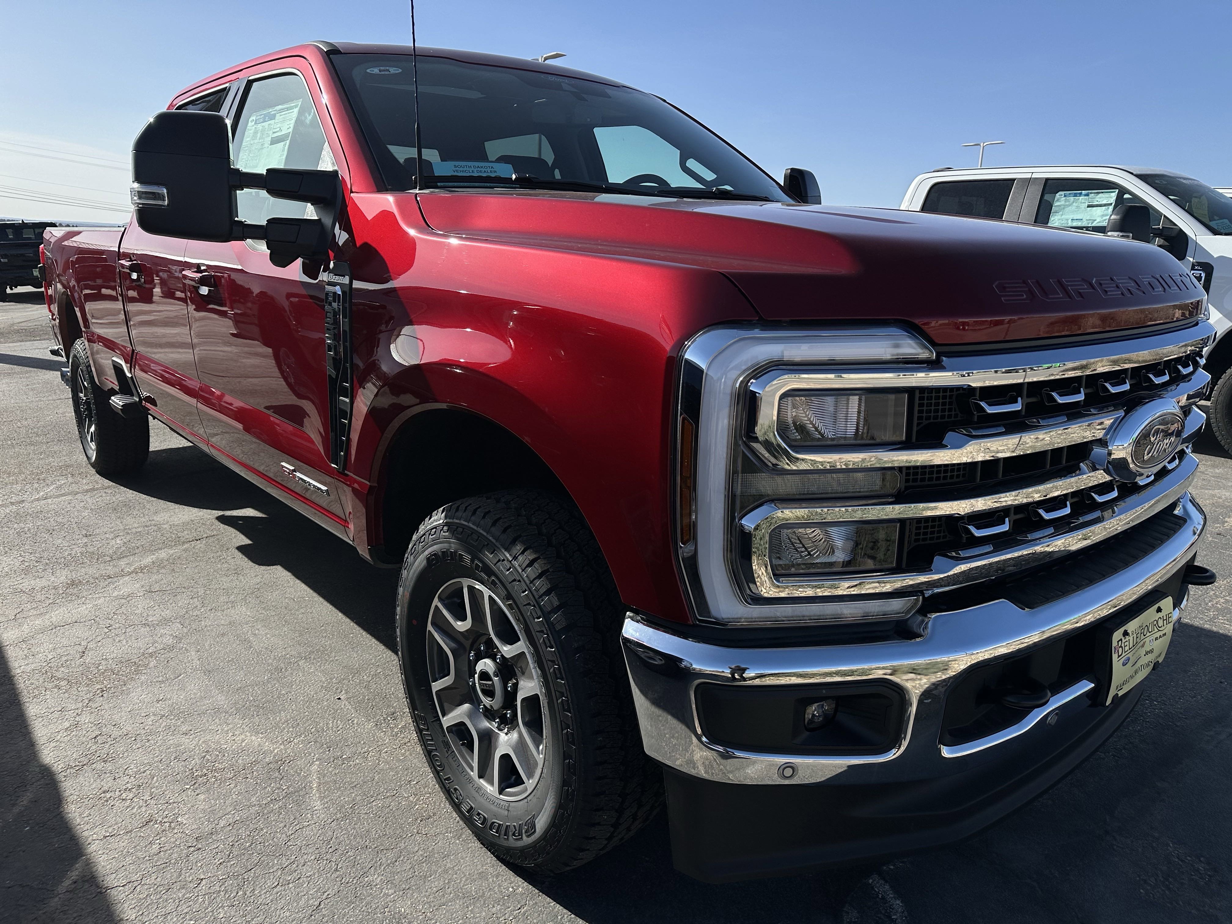 New 2025 Ruby Red Metallic Tinted Clearcoat Ford LARIAT image 10