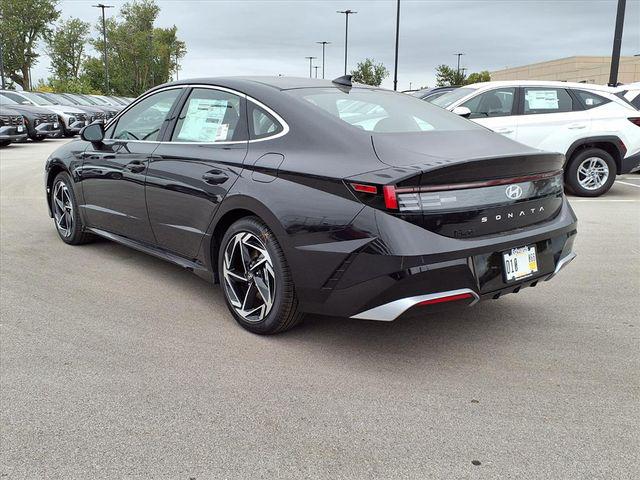 2026 Hyundai Sonata SEL Sport photo 3