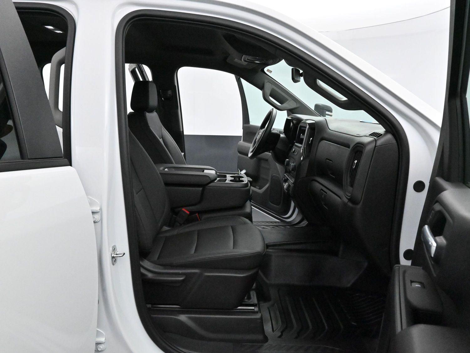 2025 Chevrolet Silverado 2500HD photo 27