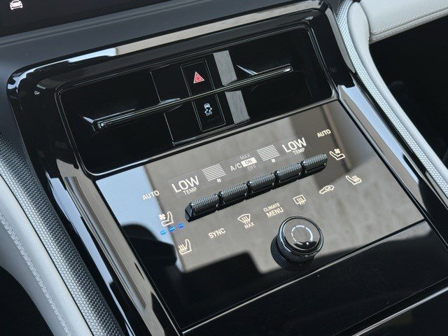 2024 Porsche Panamera 4 photo 14