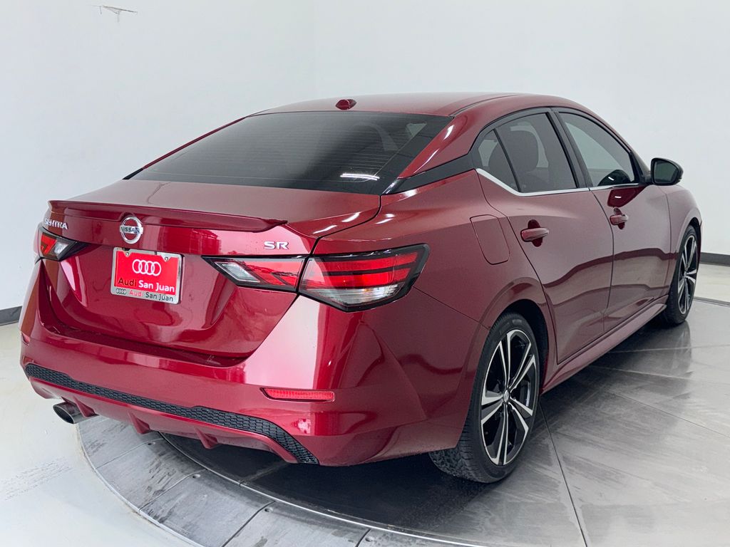 2021 Nissan Sentra SR photo 11