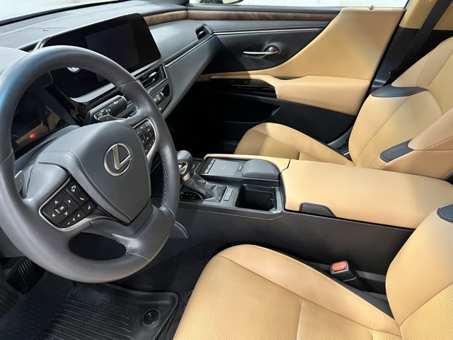 2022 Lexus ES 350 photo 16
