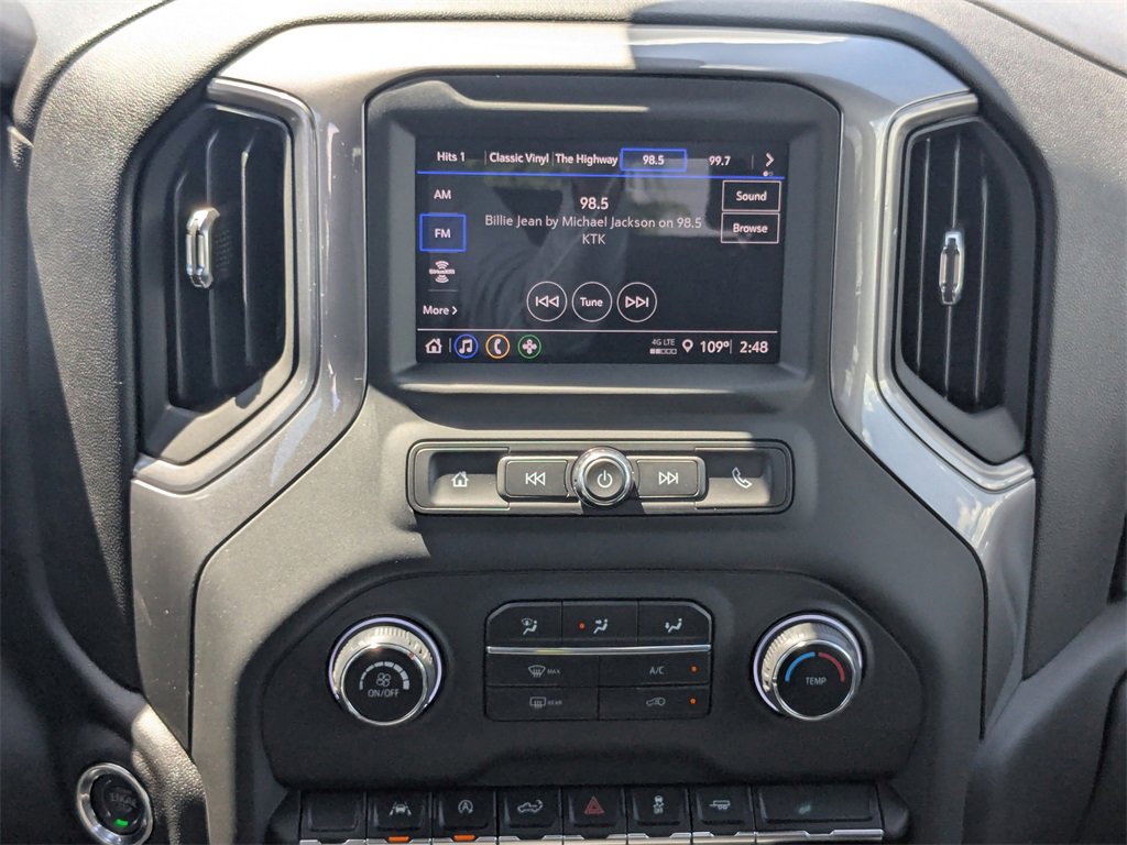 2025 Chevrolet Silverado 1500 Custom photo 10