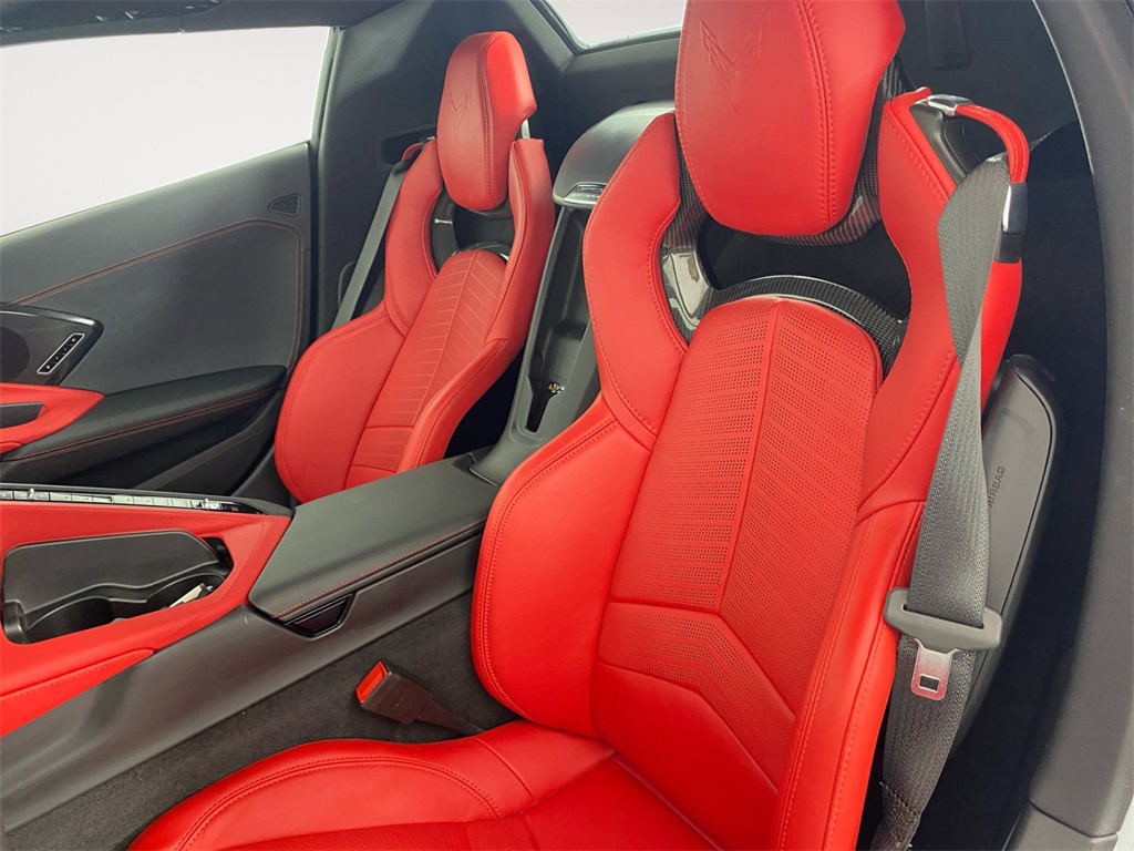2024 Chevrolet Corvette Stingray 2LT photo 13