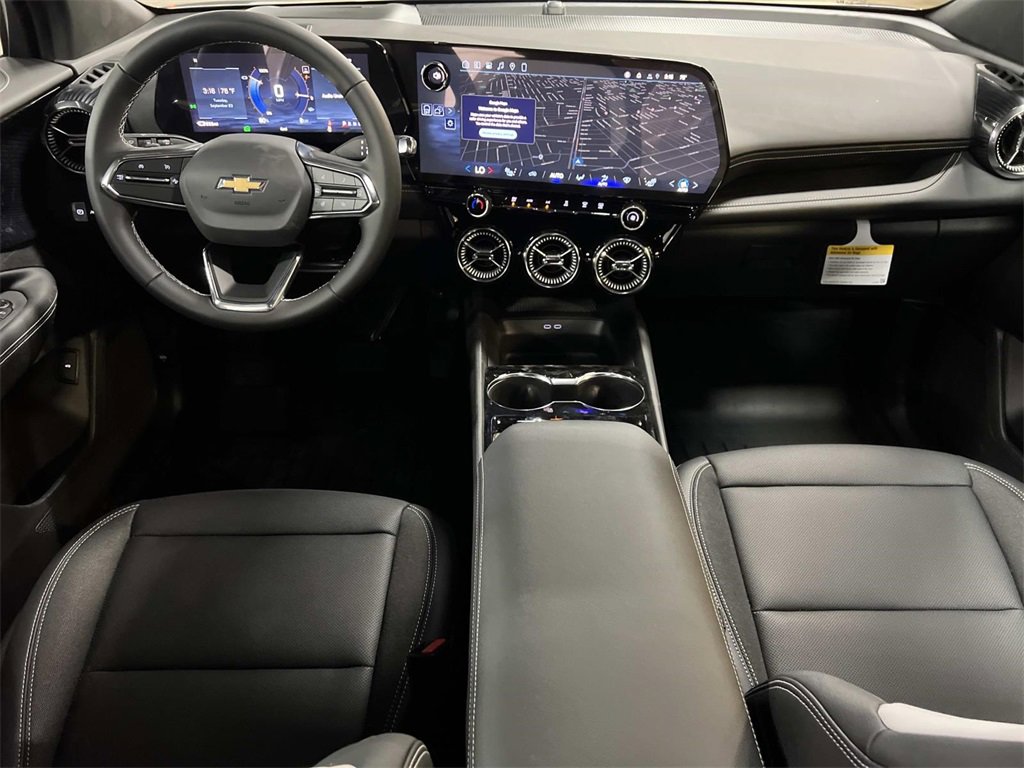2026 Chevrolet Blazer EV photo 3
