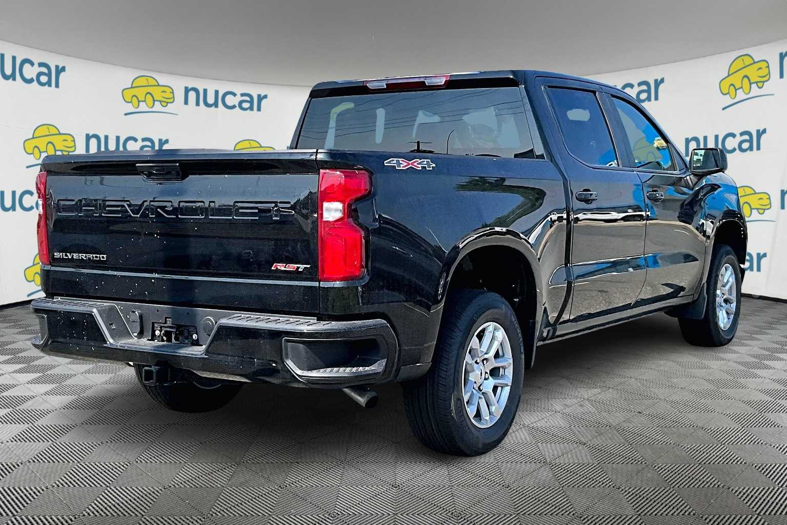2025 Chevrolet Silverado 1500 RST photo 6