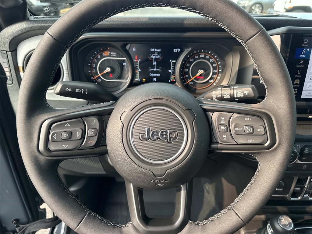 2025 Jeep Wrangler Sport S photo 21
