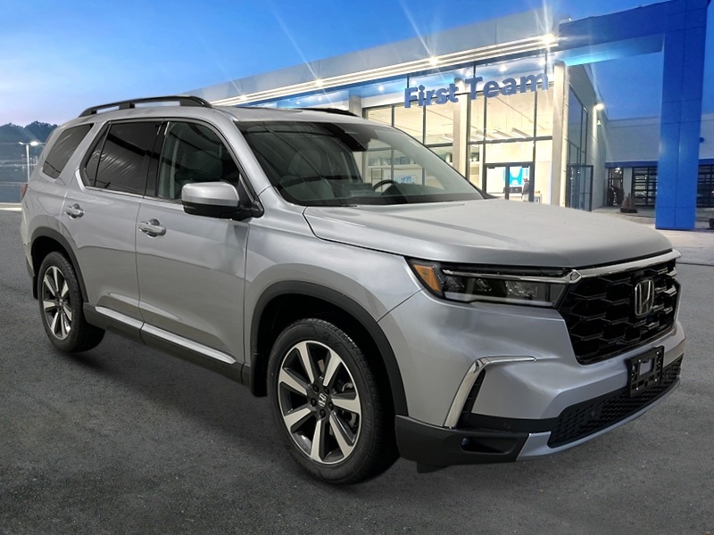 2025 Honda Pilot Touring photo 9