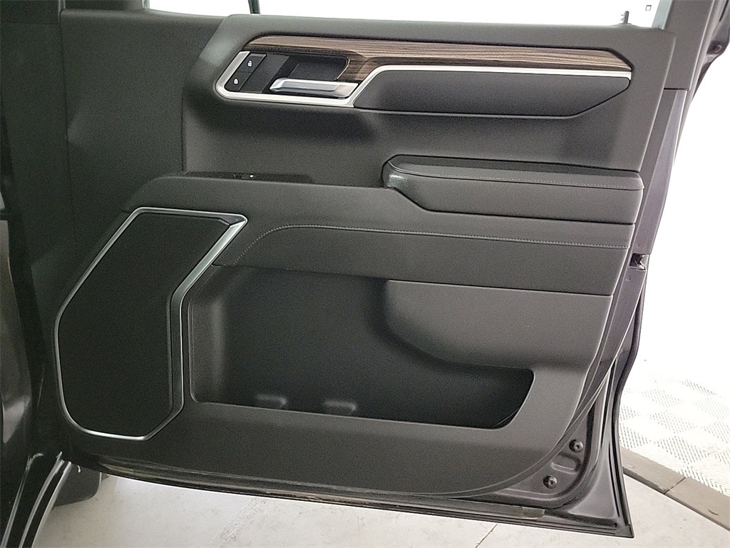 2022 CHEVROLET SILVERADO - Image 22