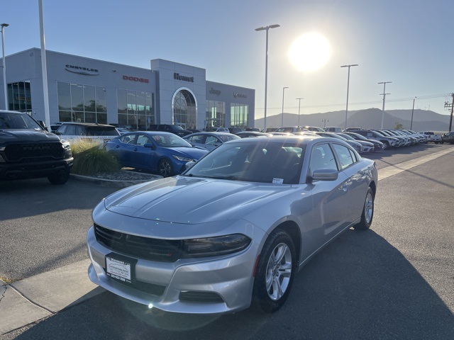 2019 Dodge Charger SXT photo 3