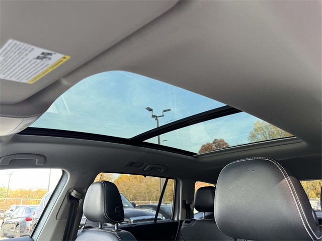 2022 Volkswagen Atlas V6 SE Technology photo 4