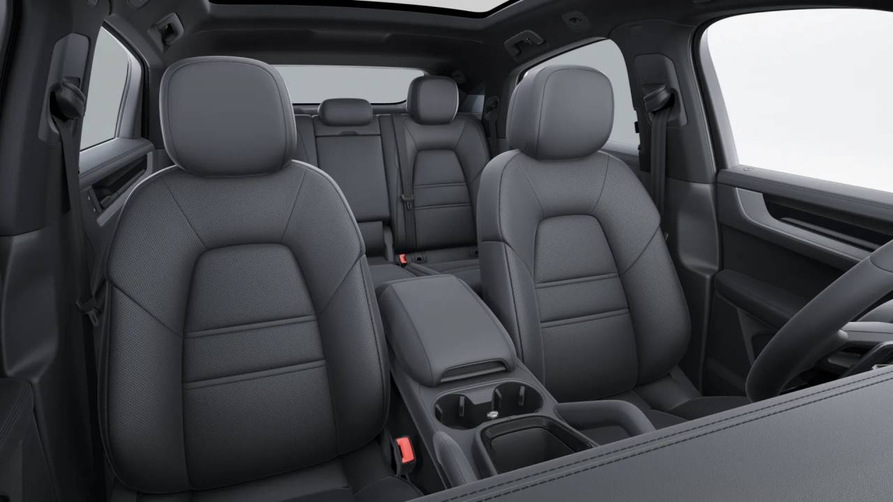 2026 Porsche Cayenne Coupe photo 11