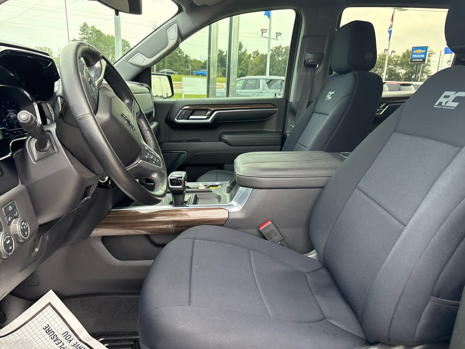 2023 Chevrolet Silverado 1500 LT Trail Boss photo 13