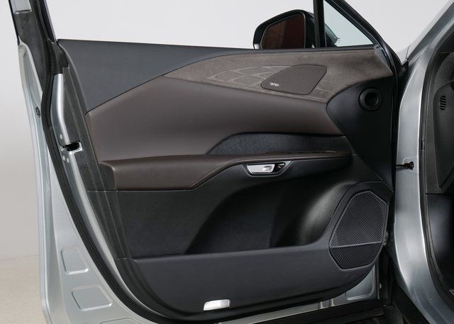 2024 Lexus RX 350h Luxury photo 23