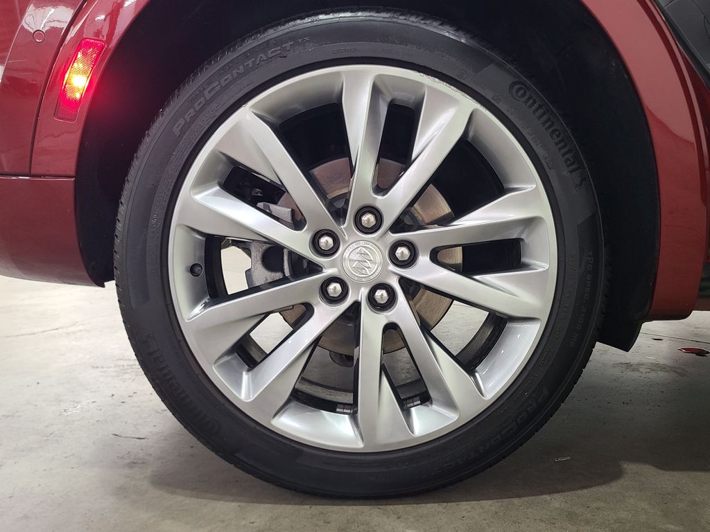 2021 Buick Envision Avenir photo 17