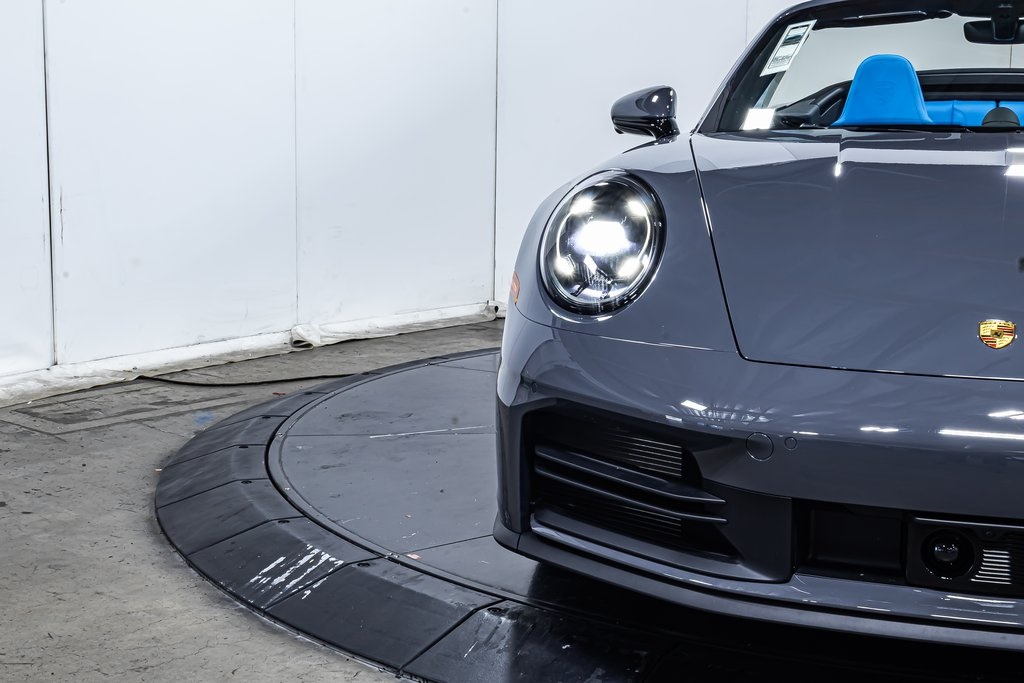 2025 Porsche 911 S photo 12