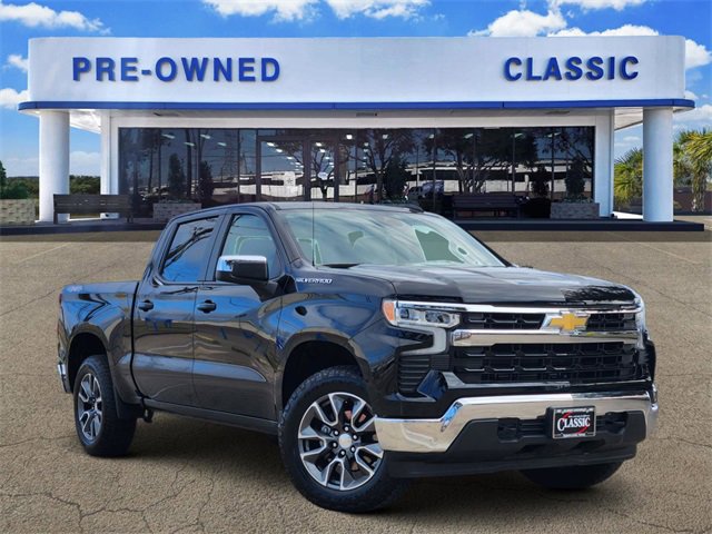 2023 Chevrolet Silverado 1500 LT's photo