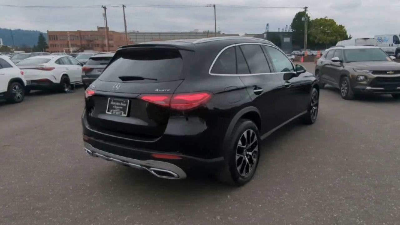 2026 Mercedes Benz GLC 350e 4MATIC photo 35