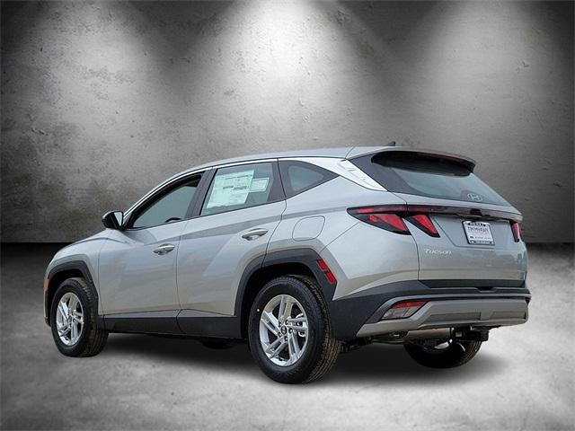 2025 Hyundai Tucson SE photo 4