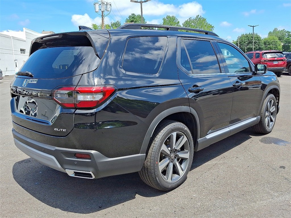 2025 Honda Pilot Elite photo 4