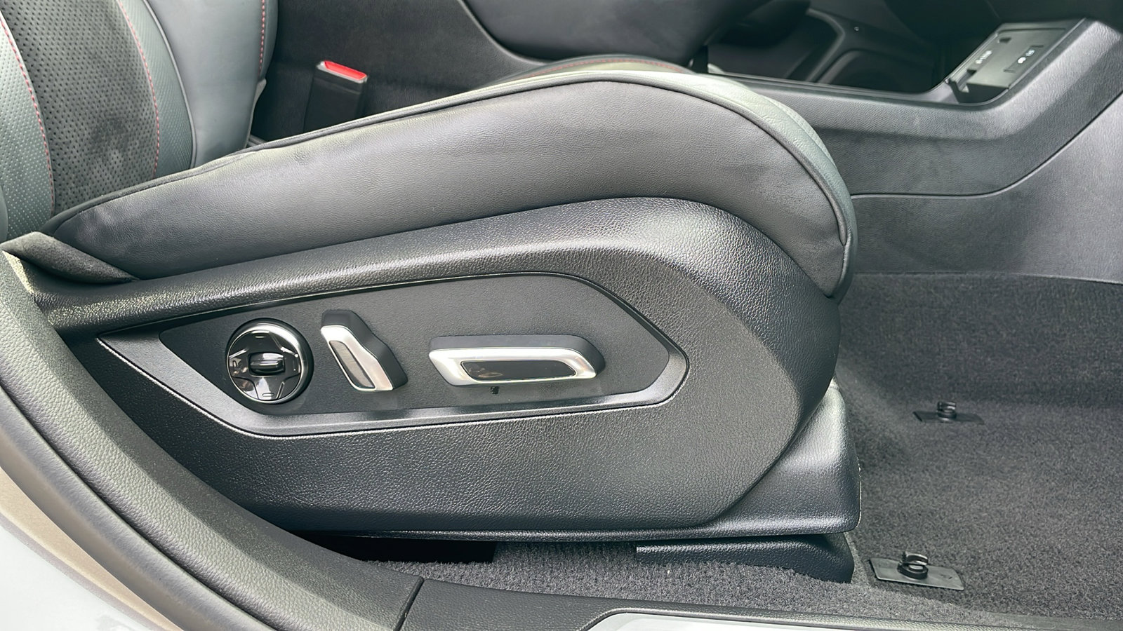 2023 Acura RDX A-Spec Advance photo 28