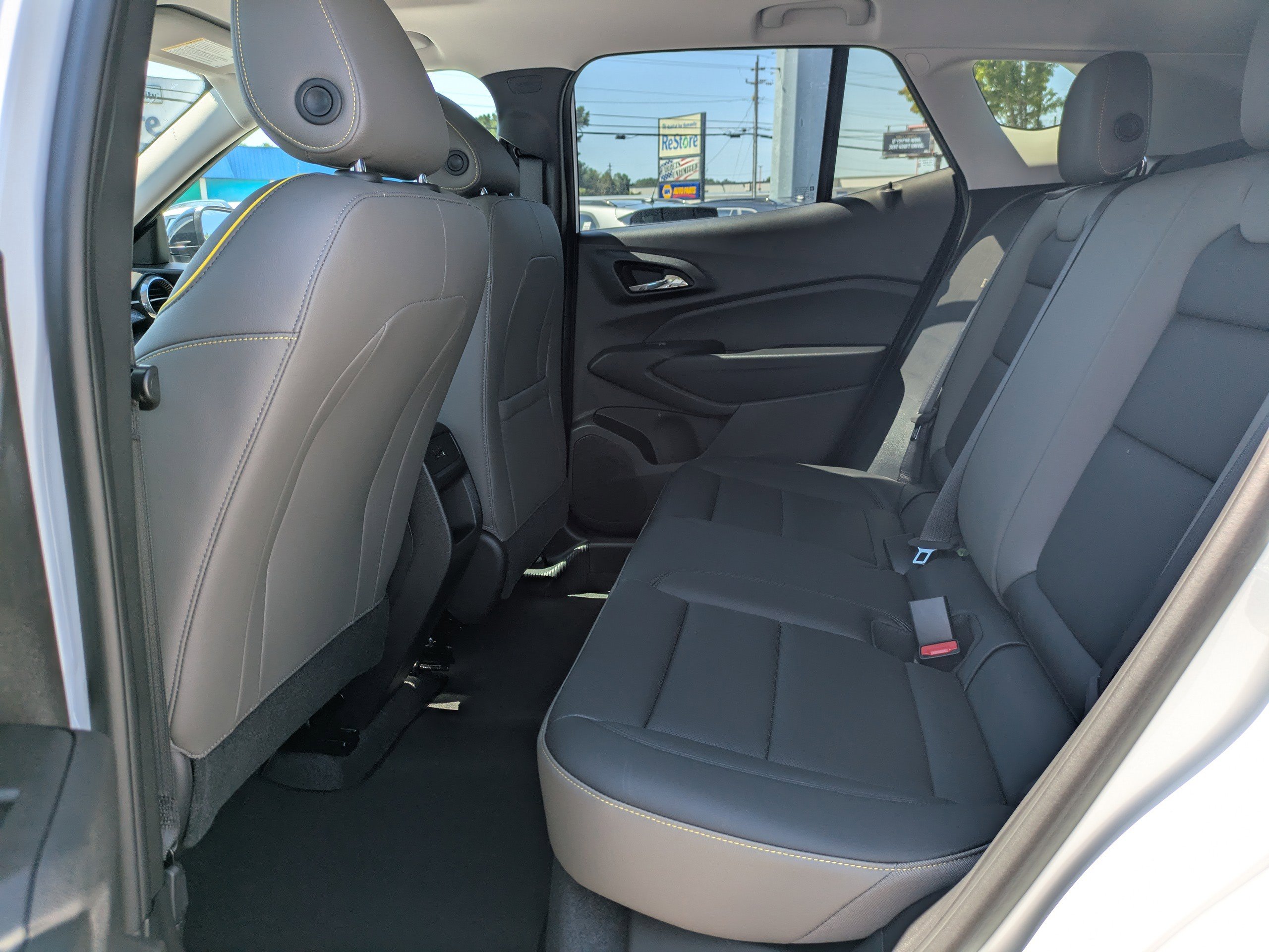 2025 Chevrolet Trax ACTIV photo 13