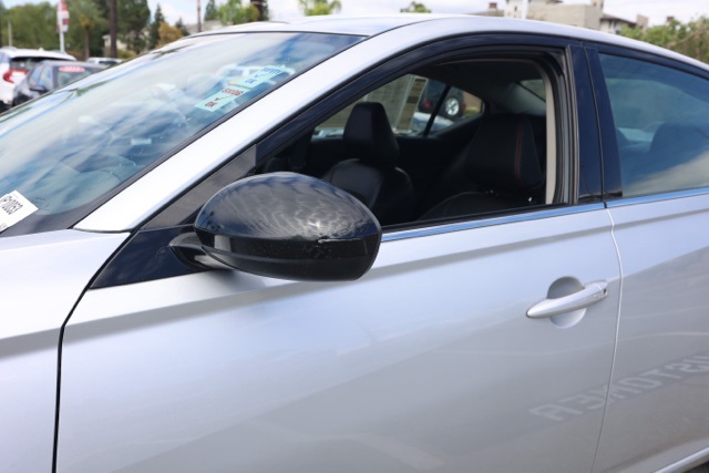 2023 Nissan Altima 2.5 SR photo 11