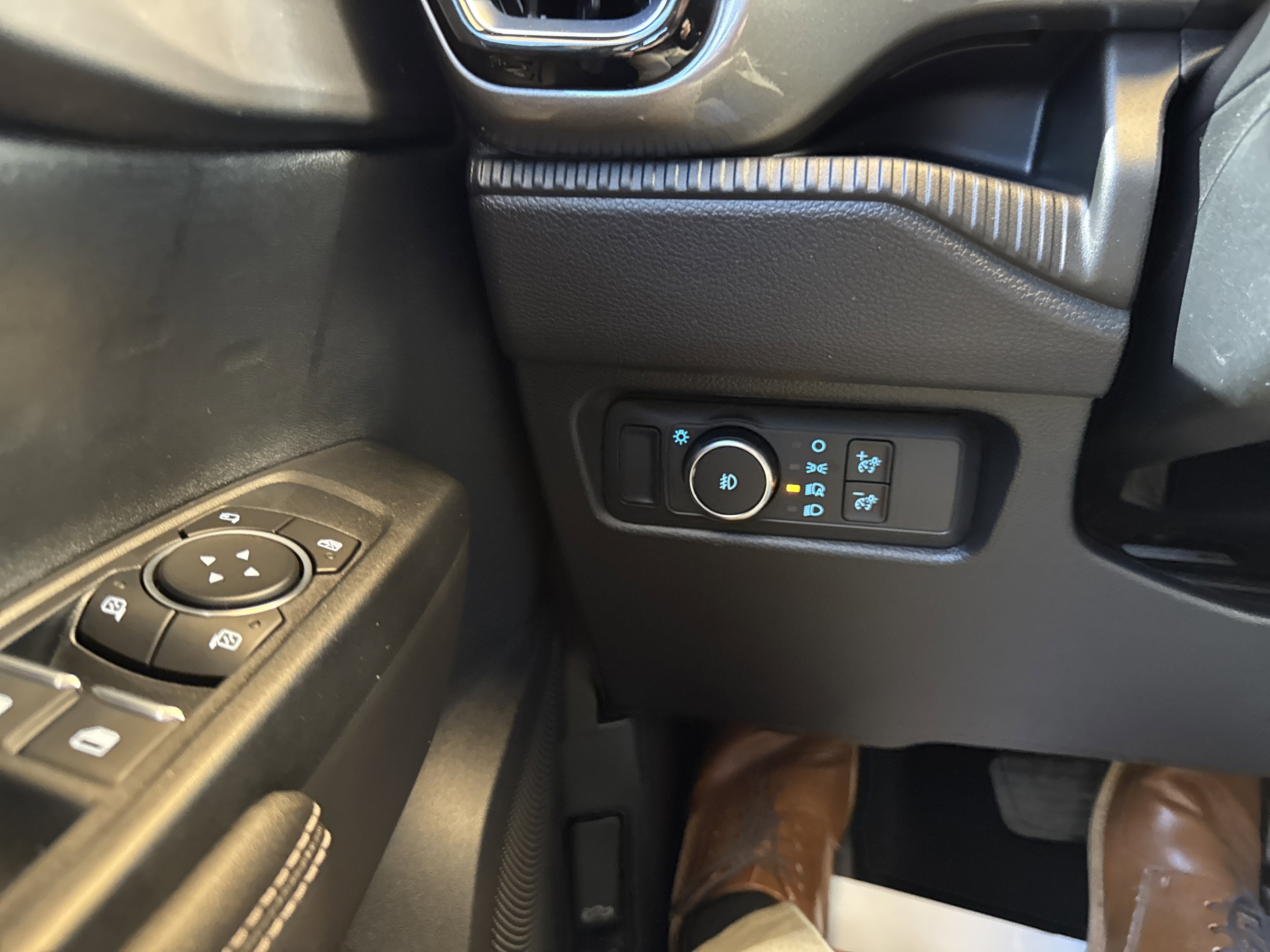 2025 Ford Ranger XLT photo 3