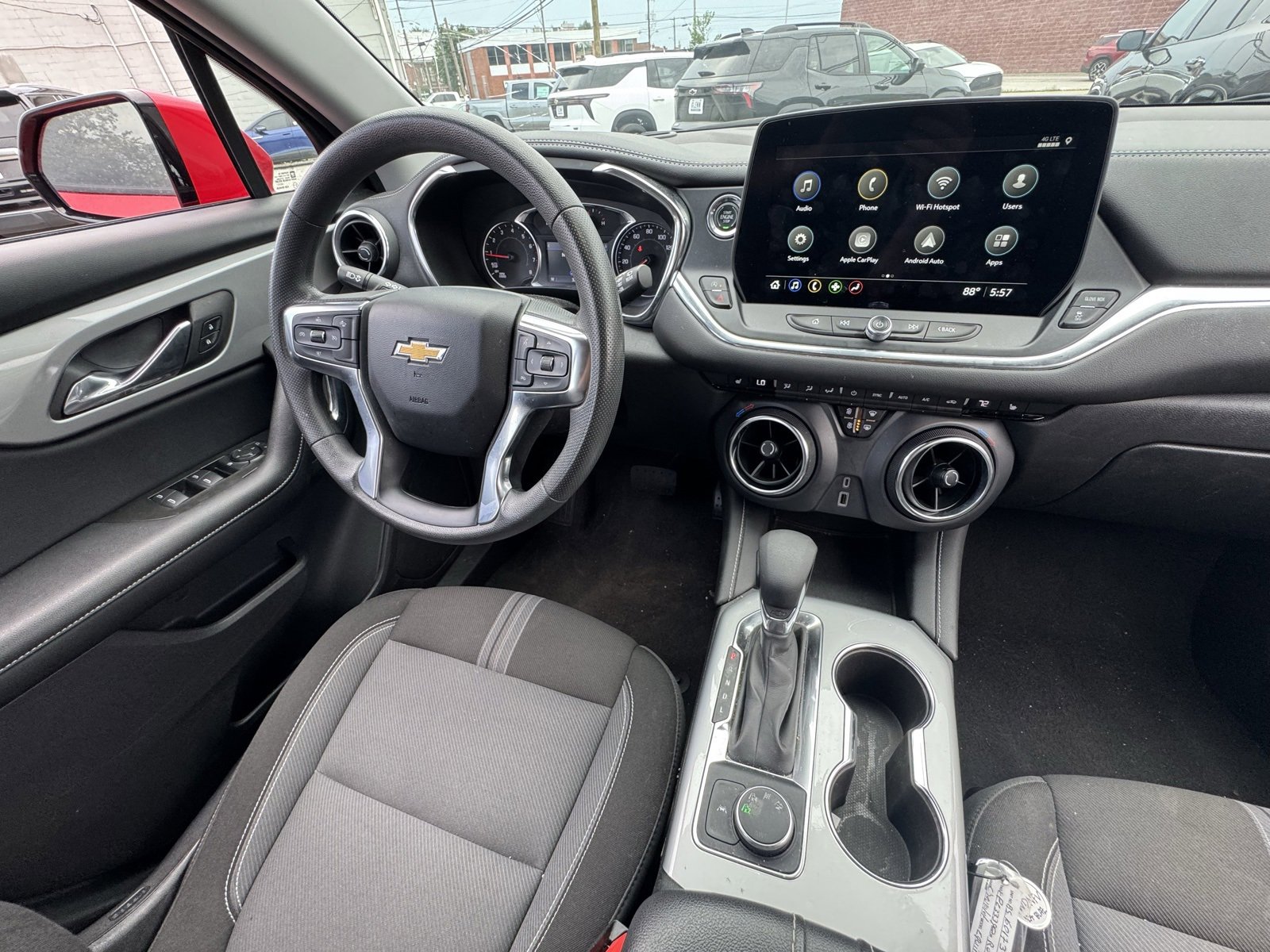 2024 Chevrolet Blazer 2LT photo 3