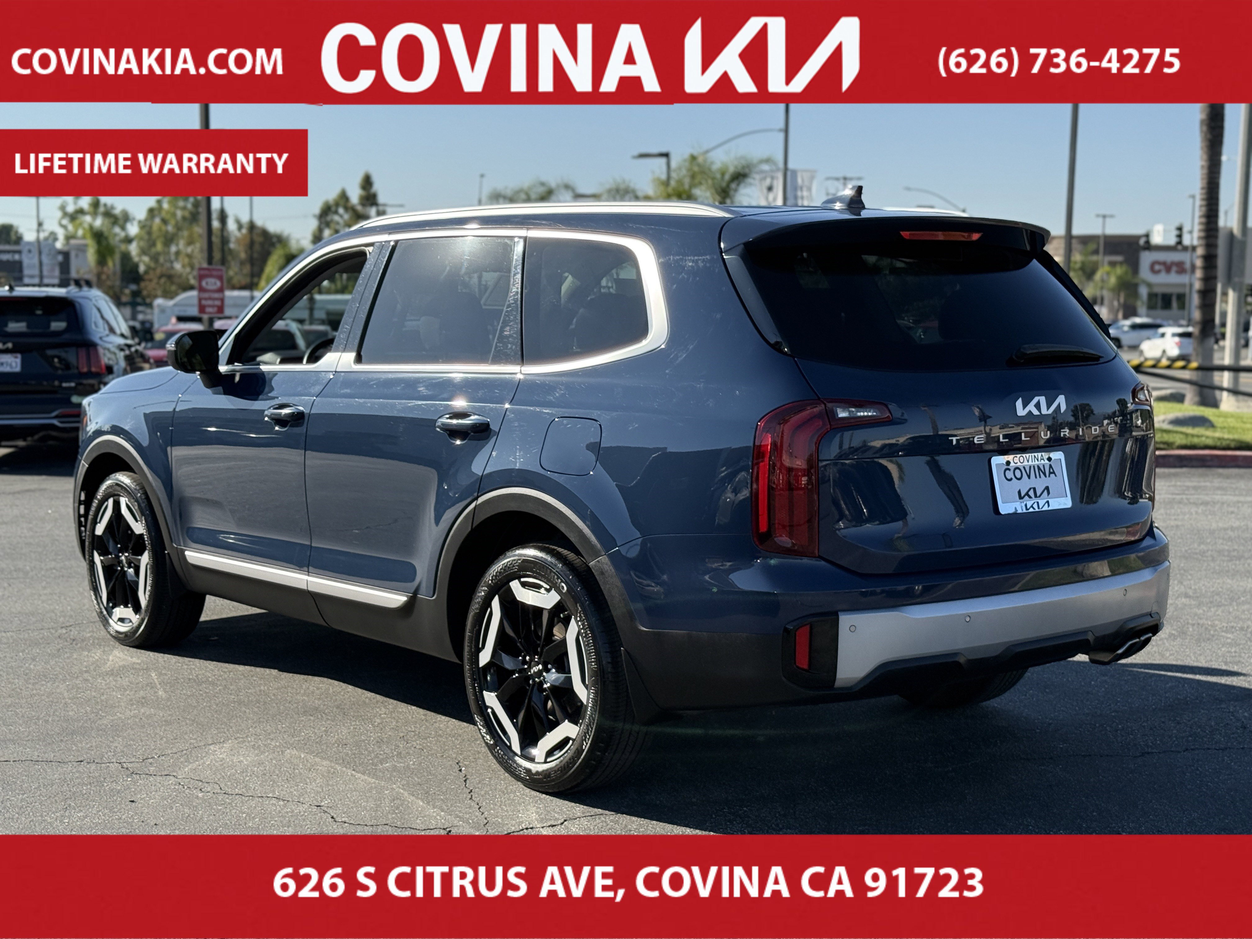 2023 Kia Telluride S photo 2