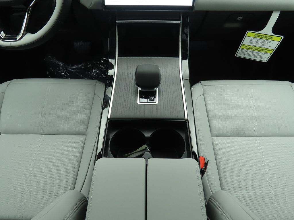 2026 Land Rover Range Rover Velar S photo 15