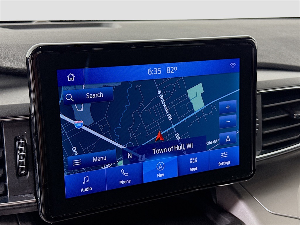 2021 Ford Explorer XLT photo 12