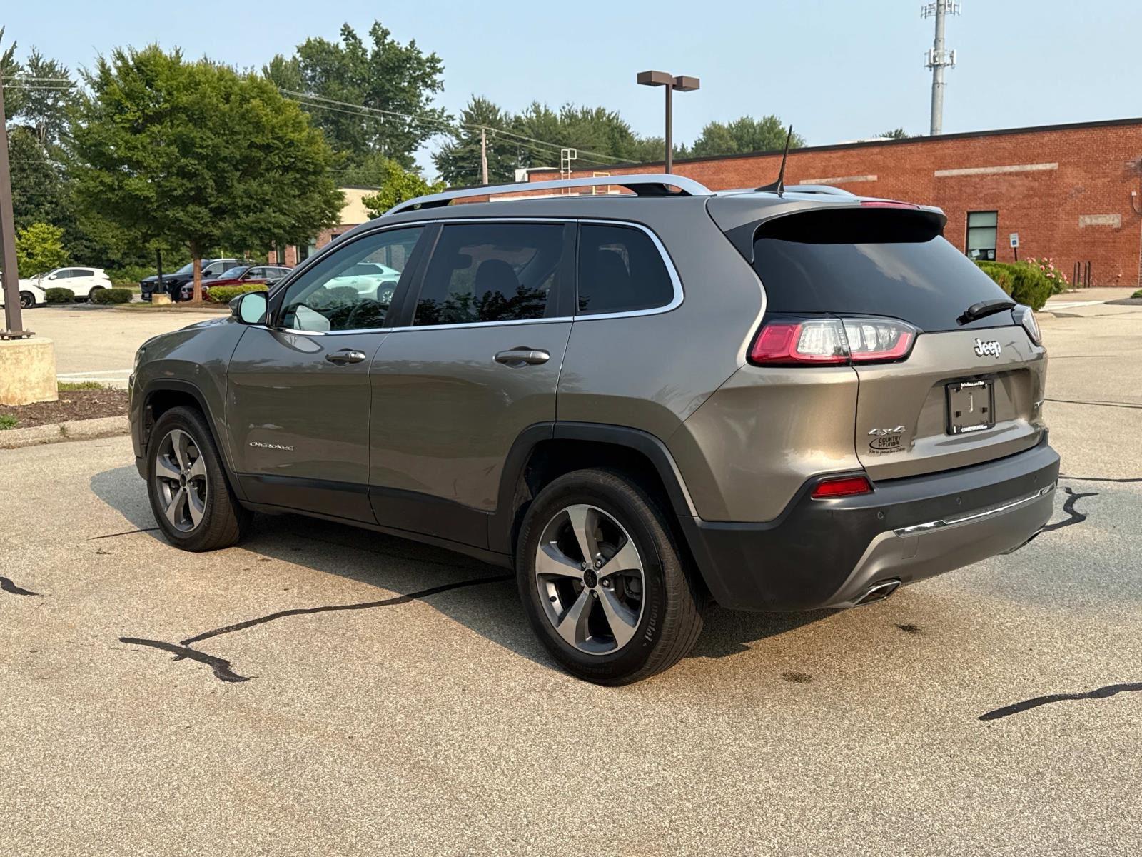 2019 Jeep Cherokee Limited photo 4