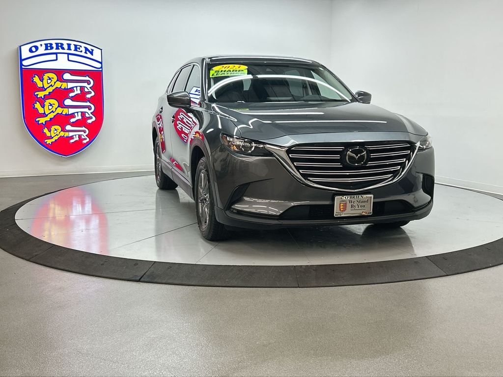 2023 Mazda CX-9 Touring's photo