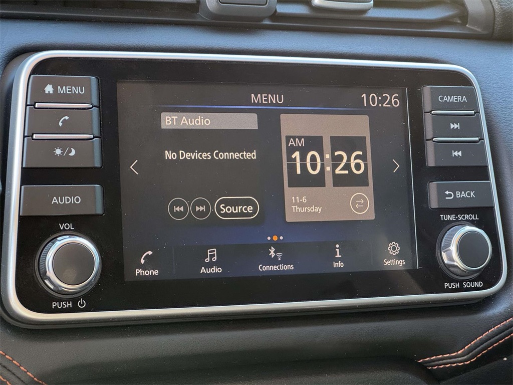 2020 Nissan Versa 1.6 SR photo 3