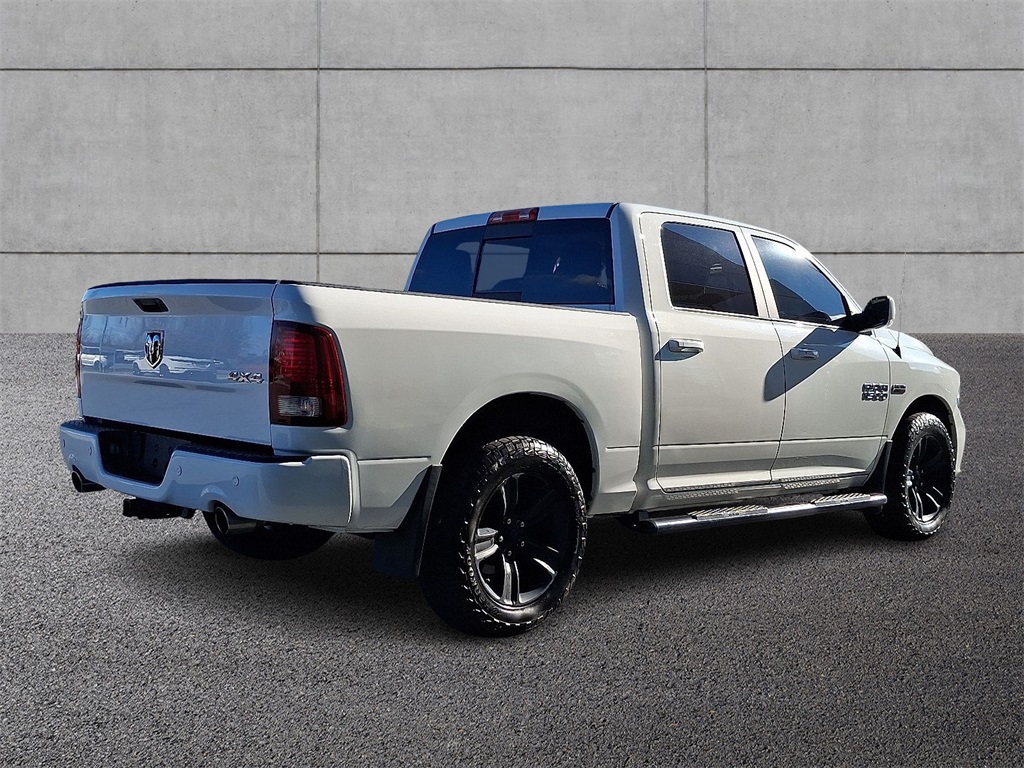 2017 Ram 1500 Sport photo 2