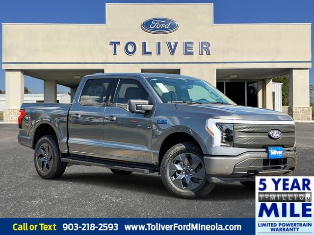 2025 Ford F-150 Lightning Flash's photo