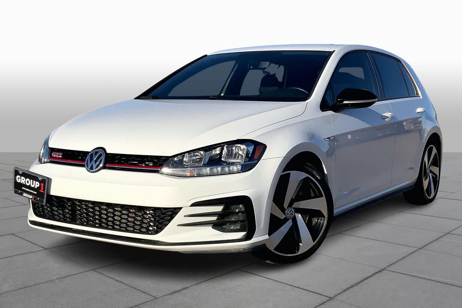 2021 Volkswagen Golf GTI S's photo