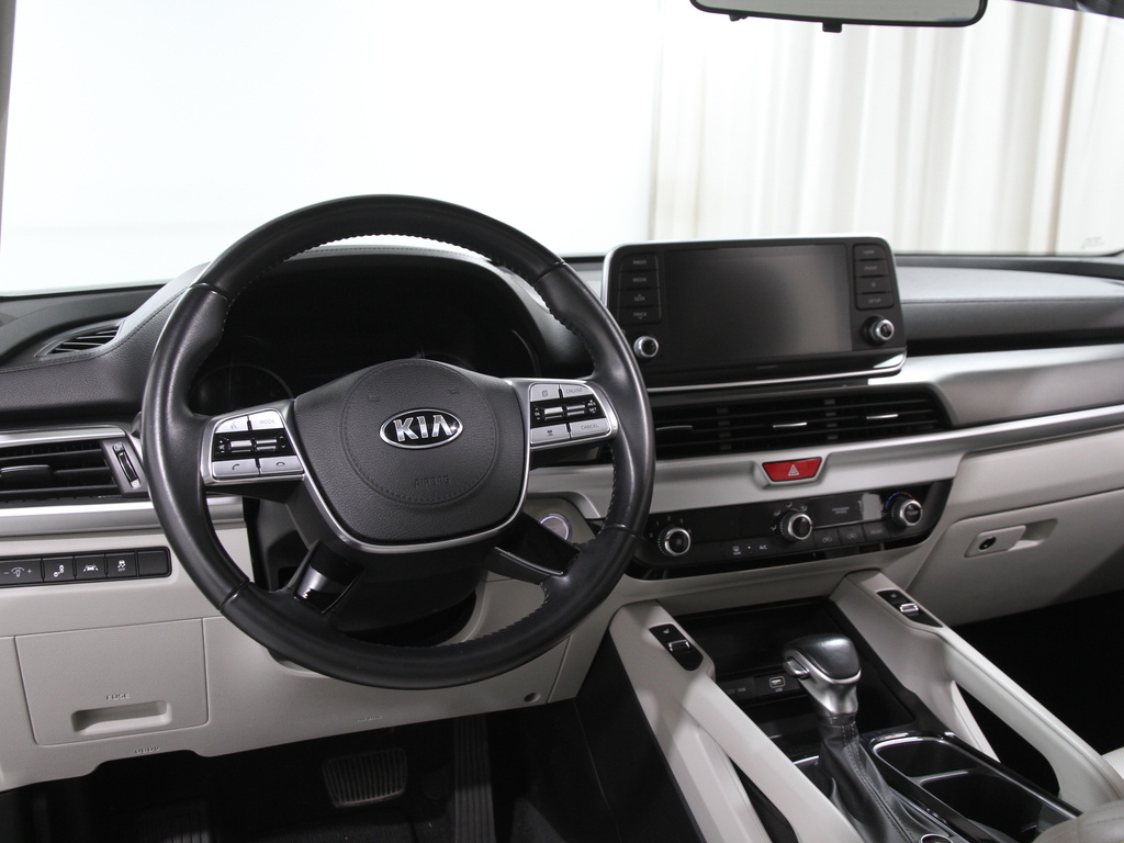 2020 Kia Telluride S photo 3