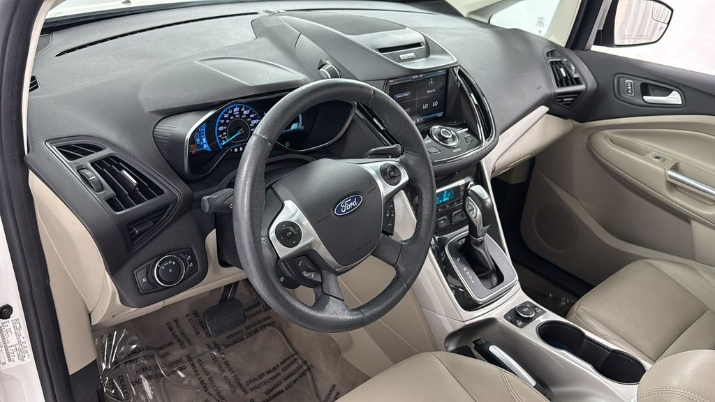 2014 Ford C-Max Hybrid SEL photo 34