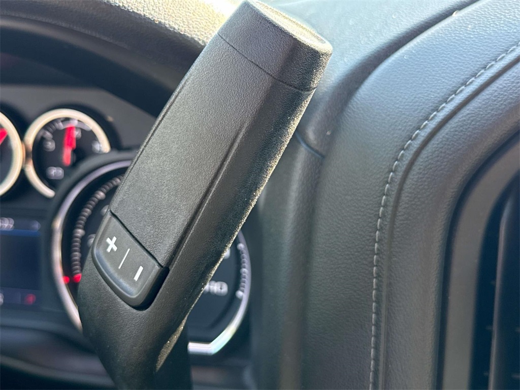 2020 Chevrolet Silverado 1500 RST photo 19