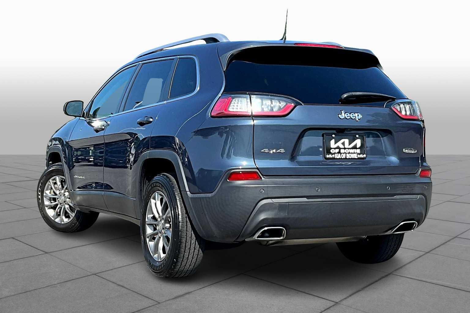 2021 Jeep Cherokee Latitude Lux photo 10