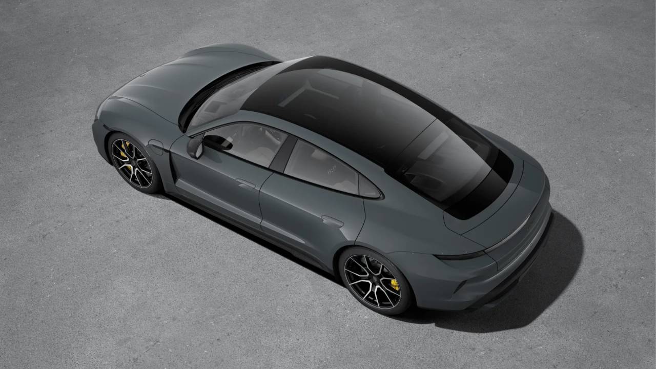 2026 Porsche Taycan Turbo S photo 4