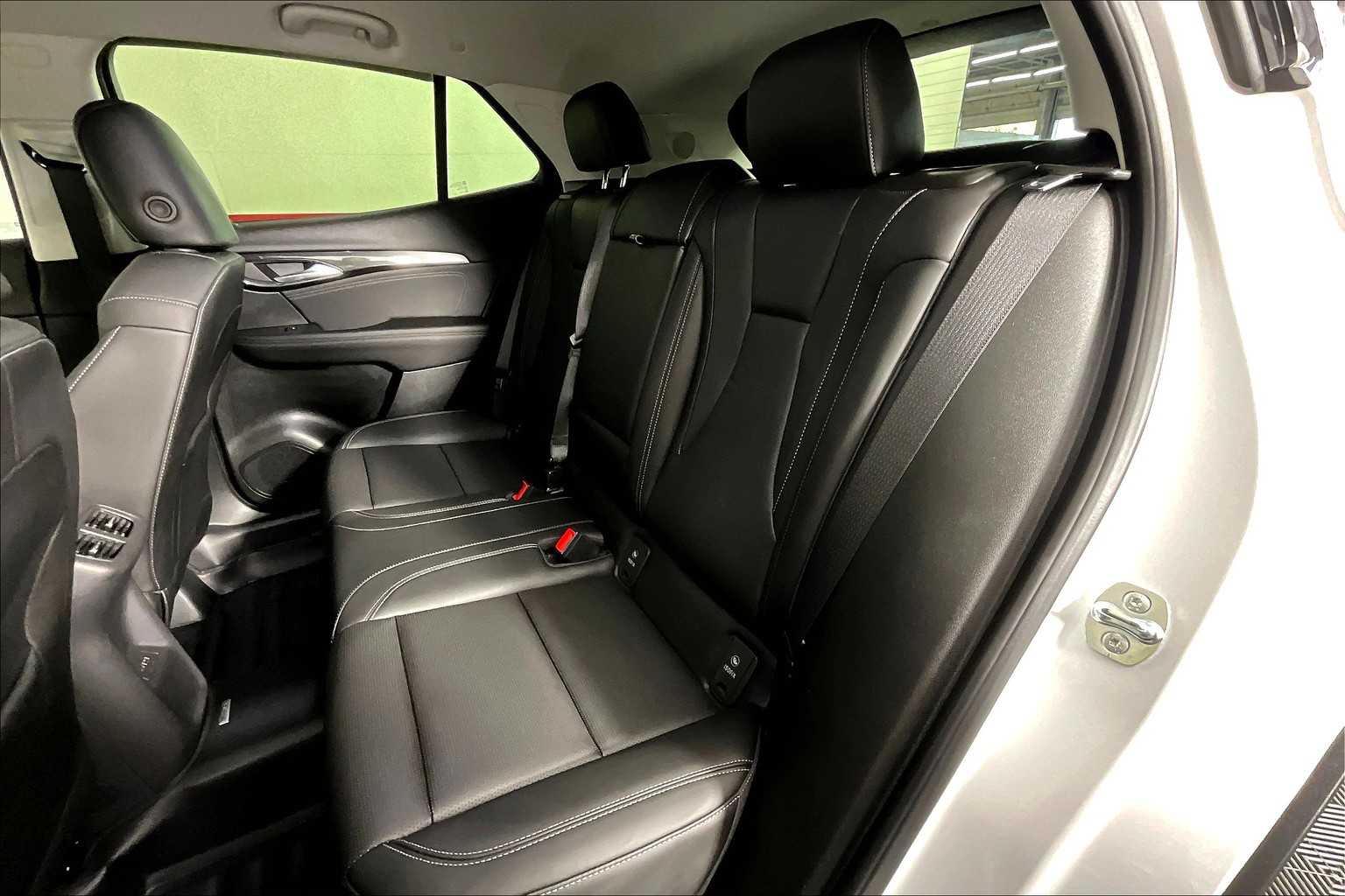 2025 Buick Envision Preferred photo 15