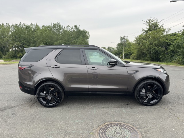 2025 Land Rover Discovery SE photo 5
