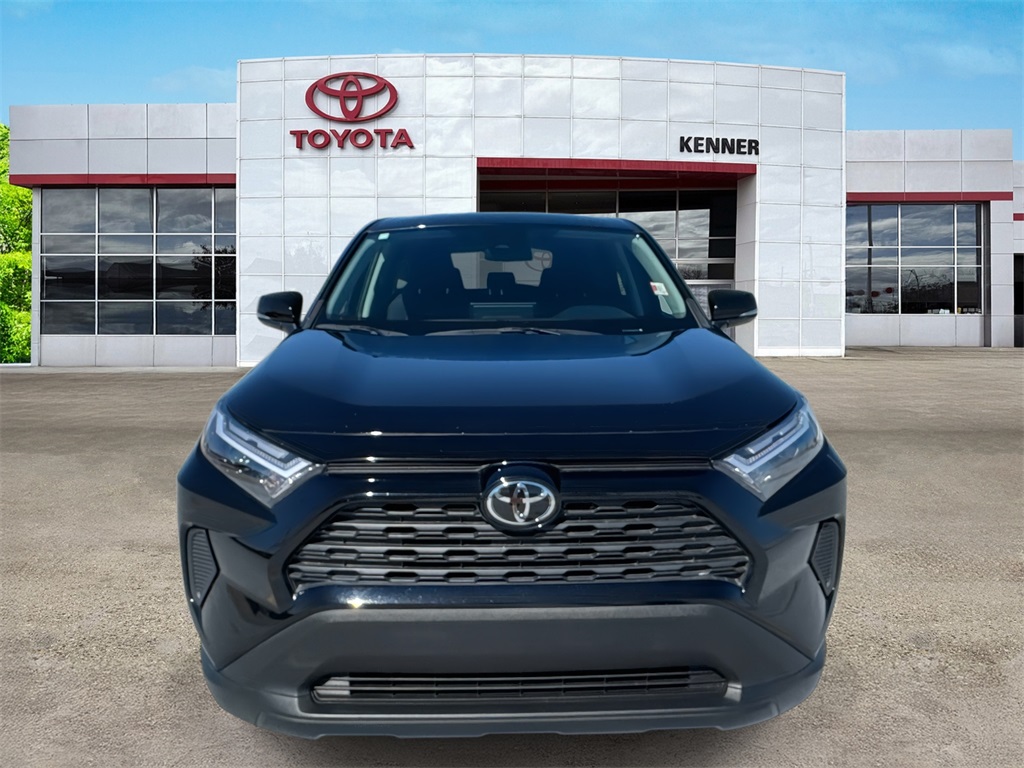 2024 Toyota RAV4 LE photo 2