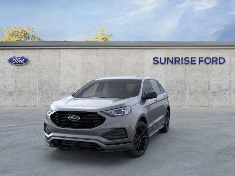2024 Ford Edge SE photo 2