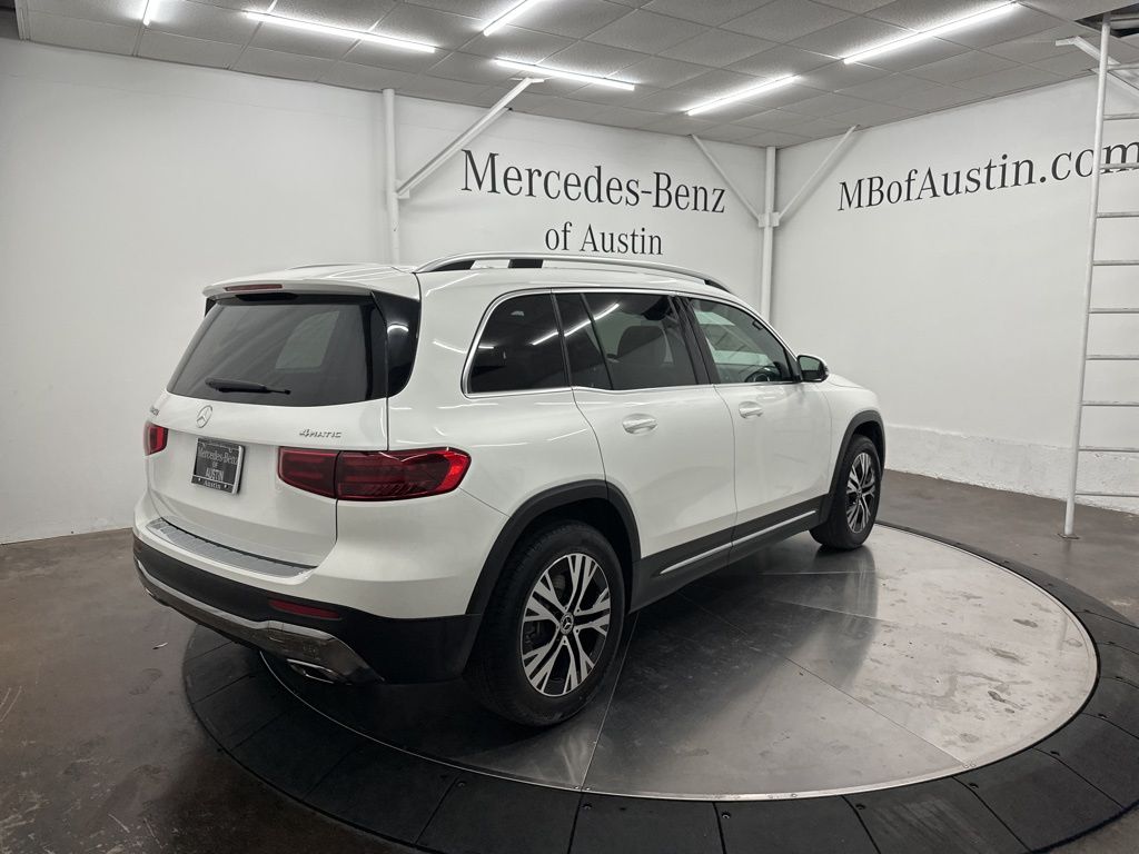 2026 Mercedes Benz GLB 250 4MATIC photo 7