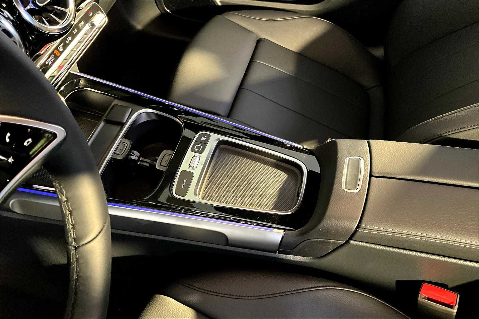 2026 Mercedes Benz GLB 250 4MATIC photo 10